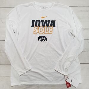NWT Men's Nike Dri Fit Iowa Hawkeyes Longsleeve XL
